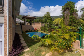 Beau Vallon Villa Chalets